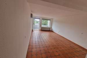 Helle 2-Zimmer-Wohnung mit sonnigem Balkon, Sehr gute Infrastruktur und ruhiger Lage – Moerser Straße 291, 47198 Hochheide, Duisburg – Vorschaubild 2