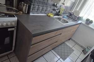 2 ZKB Karlstr. 44 an ruhigen Mieter zu vermieten – Karlstr. 44, 65185 Mitte, Wiesbaden – Vorschaubild 3