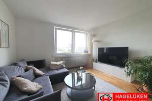 “Mittendrin", City-Life & Uni-Nähe! Zeitgemäß Wohnen in heller, freundlicher 2,5 R.-Whg.  (3. OG)