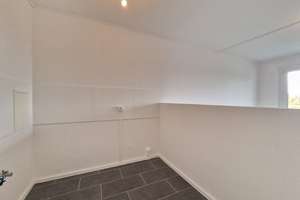 Kurzfristig Wohnung gesucht? - Wir haben eine schicke 3-Zimmer-Wohnung für Sie! – Albert-Köhler-Straße 81, 9122 Morgenleite, Chemnitz – Vorschaubild 5