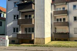 Frisch renovierte, charmante 3-Zimmer-Wohnung mit Balkon in gepflegter Wohnanlage – Trillerstraße 29, 8066 Gebiet Talstraße/Trillerberg, Zwickau – Vorschaubild 1