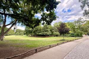 Erstbezug nach Sanierung | Stilvolle 3-Zi. Altbauwohnung mit Einbauküche am Volkspark Wilmersdorf – 10715 Wilmersdorf, Berlin – Vorschaubild 16
