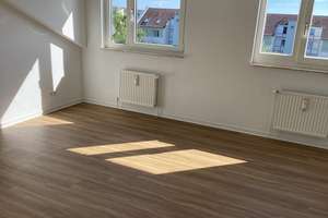 Top sanierte 2 Zimmer Dachgeschosswohnung Berlin Karow mit Balkon ab sofort! – Forkenzeile 7, 13125 Karow, Berlin – Vorschaubild 7