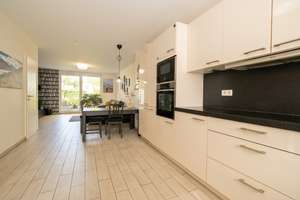 Modernes, neuwertiges Mittelreihenhaus in Hamburg-Harburg, zentral u. ruhig gelegen mit Stellplatz! – 21079 Harburg (Ortsteil), Hamburg – Vorschaubild 3