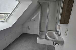 Moderne 3-Zimmer Maisonettewohnung mit Balkon und Garage – Ferdinandstraße 2b, 33102 Kernstadt, Paderborn – Vorschaubild 9