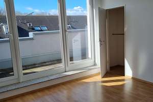 Schönes, ruhig gelegenes Reihenmittelhaus (Energiekl. B), 4 Zi, 2 Bäder, Garage, 200m zur U-Bahn – Hans-Vilz-Weg 5, 40489 Wittlaer, Düsseldorf – Vorschaubild 3