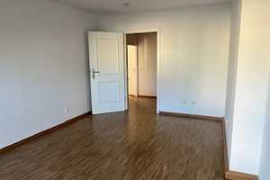 3-Zimmer-Dachgeschosswohnung mit Balkon – Nymphenburger Str. 98, 80636 München – Vorschaubild 4