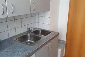 Schöne Drei-Zimmer-Wohnung mit Terrasse und Garten in guter Lage von Stuttgart Vaihingen – Die vollständige Adresse der Immobilie erhältst du vom Anbieter., 70563 Heerstraße, Stuttgart – Vorschaubild 10