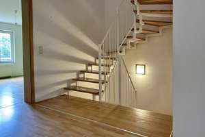 Einfamilienhaus • 173 qm Wohnfläche • Schönau • 6 Zimmer • Garage • unterkellert • kleiner Garten – Die vollständige Adresse der Immobilie erhältst du vom Anbieter., 9116 Schönau, Chemnitz – Vorschaubild 6