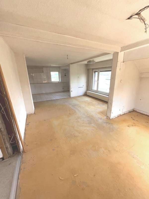 Immobilie in Remse - Neues Angebot ! Einfamilienhaus in ruhiger Lage mit schönen Weitblick - Modernisierung erforderlich! - Bild 4