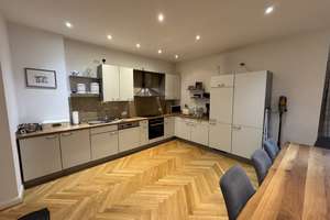 Modernized 2-room apartment in quiet back house with terrace, built-in kitchen – Adelheidstraße 54, 65185 Mitte, Wiesbaden – Vorschaubild 3