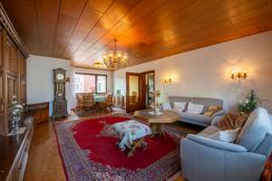 Wohnung mit Charme und vielen Möglichkeiten!