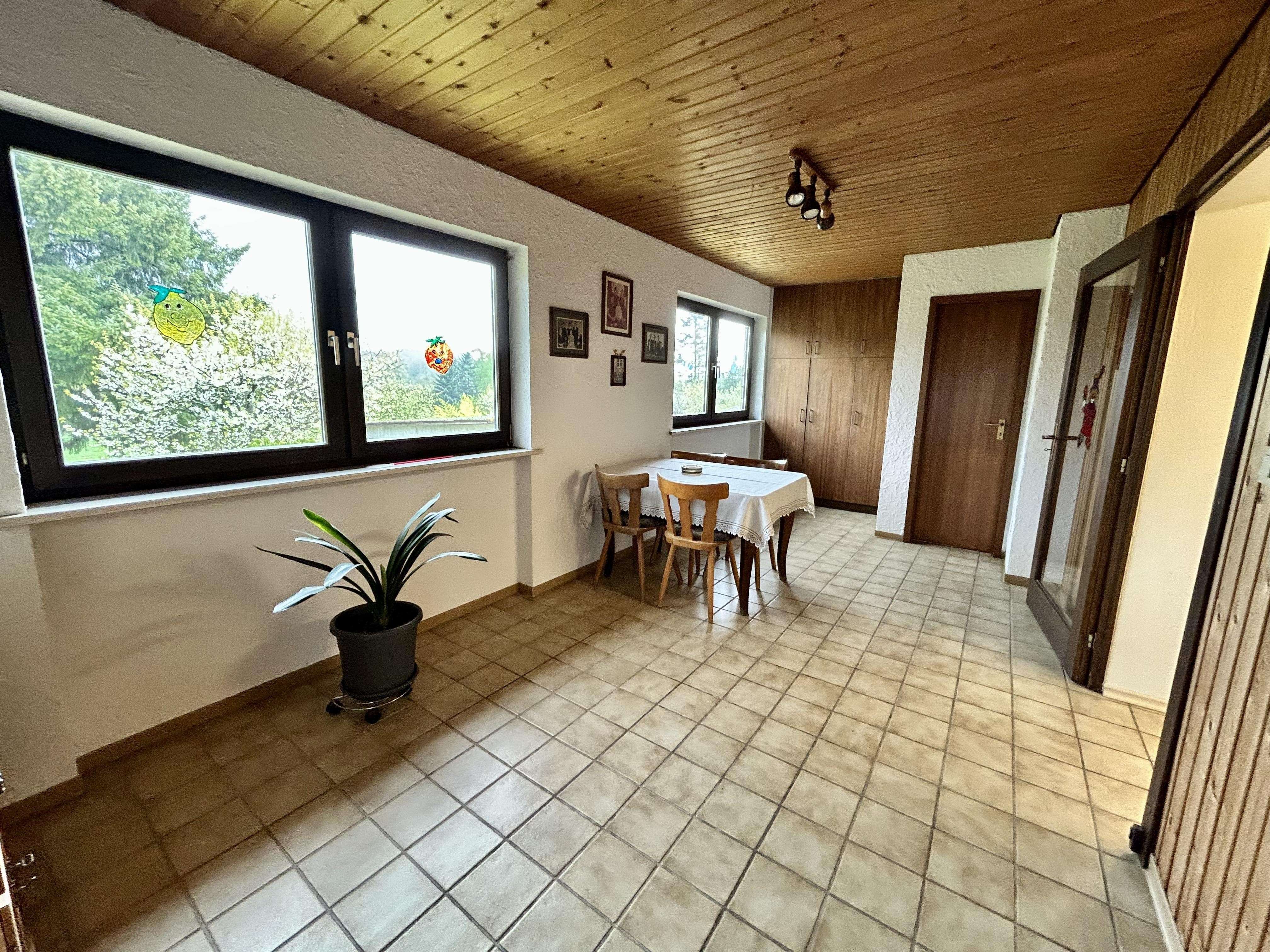 Immobilie in Weiskirchen - Großes Wohnhaus mit ehemaliger Gaststätte in Weiskirchen - Rappweiler - Bild 13