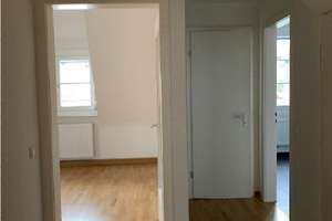 Stuttgart-Ost: Attraktive 3-Zimmer DG Wohnung in ruhiger Lage – Die vollständige Adresse der Immobilie erhältst du vom Anbieter., 70184 Gänsheide, Stuttgart – Vorschaubild 2