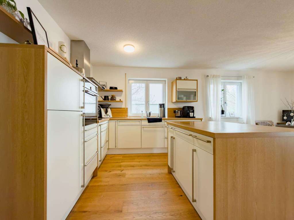 Immobilie in Hutthurm - Einziehen & genießen – exklusive Gartenwohnung in absolut ruhiger Lage - Bild 1