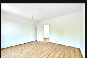 Wohnen am Hofgarten: Moderne 94 m² Maisonette | EBK Übernahme – 96450 Mitte, Coburg – Vorschaubild 3