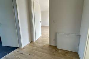 Einziehen und Wohlfühlen! Haushälfte mit Fußbodenheizung, Garage und Garten zu verkaufen! – Hallesche Straße 27, 6120 Lieskau – Vorschaubild 11