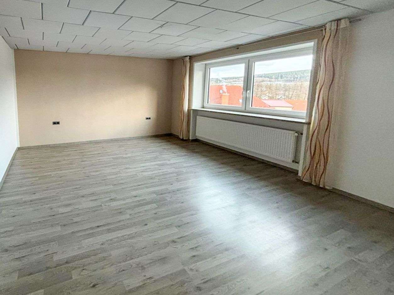 Immobilie in Kronach - Lukratives Mehrfamilienhaus für renditeorientierte Investoren in gefragter Wohnlage von Kronach - Bild 11