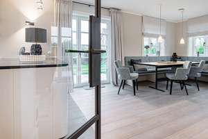 Neubau: Exklusive Haushälfte mit luxuriöser Ausstattung am Königshafen in List (Ferienwohnen) – Die vollständige Adresse der Immobilie erhältst du vom Anbieter., 25992 List (Sylt) – Vorschaubild 25