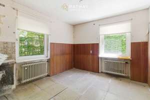 Reiheneckhaus mit 798 qm Grundstück: Sanierungschance im Regensburger Norden – Die vollständige Adresse der Immobilie erhältst du vom Anbieter., 93057 Konradsiedlung-Wutzlhofen, Regensburg – Vorschaubild 14