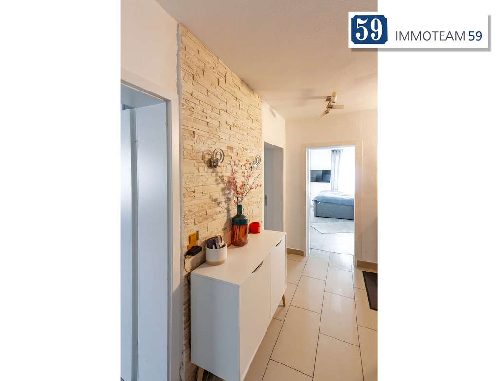 Immobilie in Rüsselsheim am Main - 3-Parteien Zinshaus -Rendite fast 4 % - Bild 1