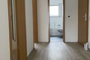 HÖHSCHEID: 2-Zimmer, Wannenbad, BALKON ruhige aber zentrale Lage! – Köcherstr. 6, 42657 Solingen-Mitte, Solingen – Vorschaubild 12