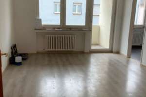 Zentral gelegene 1-Zimmer-Balkonwohnung mit neuem Wannenbad und Vinylboden – Weseler Straße 73, 47169 Marxloh, Duisburg – Vorschaubild 7