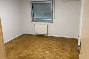 Hochwertige 3- Zimmerwohnung mit eigenen Garten in ruhigem 3 Familienhaus in Holweide – Rilkestr. 7, 51067 Holweide, Köln – Vorschaubild 7