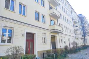 Vacant 3-room apartment with a bathroom featuring natural light, in a prime location near Boxi – Die vollständige Adresse der Immobilie erhältst du vom Anbieter., 10245 Friedrichshain, Berlin – Vorschaubild 16