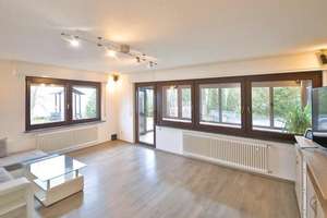 Großzügiges 3-Familienhaus mit Wintergarten, Balkon, Solaranlage & großem Grundstück – Die vollständige Adresse der Immobilie erhältst du vom Anbieter., 75365 Calw – Vorschaubild 8