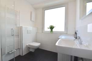 Möblierte, gut geschnittene 4 Zimmer Wohnung – Die vollständige Adresse der Immobilie erhältst du vom Anbieter., 40547 Lörick, Düsseldorf – Vorschaubild 8
