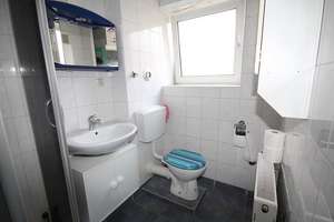 Großzügige Wohnung in zentraler Lage umgeben von Grün! – Die vollständige Adresse der Immobilie erhältst du vom Anbieter., 41179 Rheindahlen-Mitte, Mönchengladbach – Vorschaubild 10
