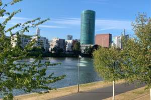 Sachsenhausen Nord, schöner Altbau mit 10 Einheiten, 8 Wohnungen + 2 Läden in guter Lage!