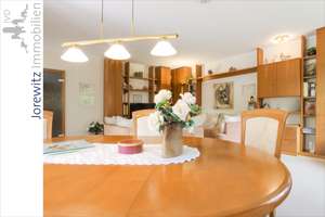 Zentrumsnah in Brackwede: Zweifamilienhaus mit Doppelgarage und großem Gartengrundstück – Die vollständige Adresse der Immobilie erhältst du vom Anbieter., 33647 Brackwede, Bielefeld – Vorschaubild 10