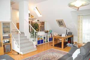 Aparte 3-Zimmerwohnung/ Dachgeschoss mit 2 Balkonen Nähe Rosenaupark – Himpelshofstraße 11, 90429 Himpfelshof, Nürnberg – Vorschaubild 1