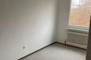 3-Zimmer-Wohnung mit Balkon – Einziehen und Entspannen – Karlsbader Weg 2, 35039 Marburg, Marburg – Vorschaubild 4