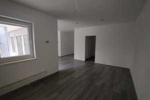 Singleappartment - mit Blick ins Grüne - Terrasse – Tizianstr. 17, 42719 Solingen – Vorschaubild 4