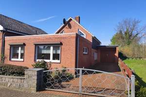 Zu Vermieten: Einfamilienhaus mit großem Grundstück in Nübbel – Die vollständige Adresse der Immobilie erhältst du vom Anbieter., 24809 Nübbel – Vorschaubild 2