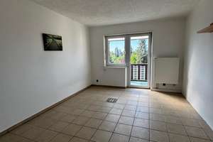 **Besichtigung am 12.08. um 17:15 Uhr**Schöne 3-ZKB in beliebter Lage von Augsburg-Haunstetten
