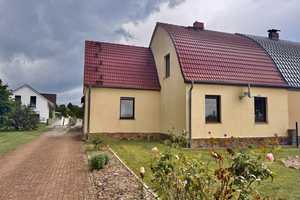 HORN IMMOBILIEN ++ bezugsfertige Doppelhaushälfte in Pasewalk mit Kamin und Einbauküche – Uecker-Randow (Kreis) – Vorschaubild 2