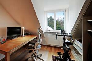 Großzügige Maisonette mit Terrasse, Balkon und Kamin in ruhiger Wohnlage von Untermenzing – Die vollständige Adresse der Immobilie erhältst du vom Anbieter., 80997 Allach, München – Vorschaubild 17