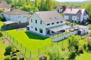 Exklusives Einfamilienhaus mit großem Garten und schönem Fernblick – Main-Kinzig-Kreis – Vorschaubild 2