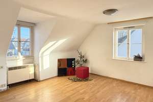 Charmantes, kleines 3-Familienhaus mit Garten - komplett frei - perfekt für Umbau - mit Ihren Ideen – Die vollständige Adresse der Immobilie erhältst du vom Anbieter., 70734 Fellbach – Vorschaubild 12