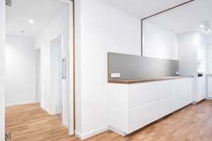 Hochwertig modernisierte 4-Zimmer-Wohnung in saniertem Wohnensemble