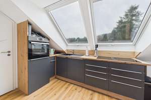 Kernsanierte Dachgeschosswohnung mit ca. 139 m² Grundfläche und Potenzial für Maisonette-Ausbau – Die vollständige Adresse der Immobilie erhältst du vom Anbieter., 42281 Barmen, Wuppertal – Vorschaubild 17
