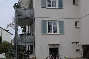 freistehendes Mehrfamilienhaus mit großem Gartengrundstück