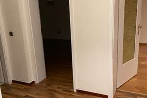 Blick ins Grüne: Schöne 2-Zimmer-Wohnung in Oberkassel/Balkon – Die vollständige Adresse der Immobilie erhältst du vom Anbieter., 40545 Oberkassel, Düsseldorf – Vorschaubild 10
