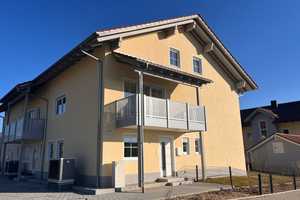 Erstbezug: Geräumiges, exklusives 7-Zimmer-Reihenendhaus mit geh. Innenausstattung – Deggendorf (Kreis) – Vorschaubild 1
