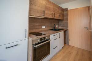 Frisch saniert, voll möbliert – Ihr kleines Zuhause mit Charme, Komfort und Blick ins Grüne – 41236 Rheydt, Mönchengladbach – Vorschaubild 5