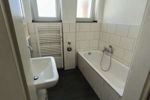 exklusive 2 Zimmer-Wohnung mit 50qm Terrasse - ab 01.08. frei – Alte Linner Straße 95, 47799 Cracau, Krefeld – Vorschaubild 9